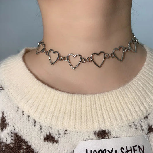 Short Choker Necklace for Women Hollow Love Heart Fashion Gift Necklace Golden Silver Color Neck Jewelry Wholesale