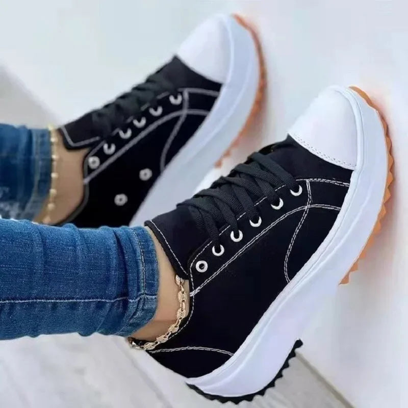 Solid Color Lace-Up Canvas Shoes