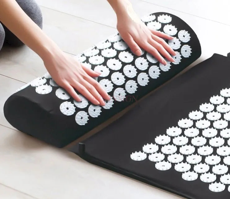 Yoga mat Acupoint massage by needling pillow back with acupuncture and moxibustion pad