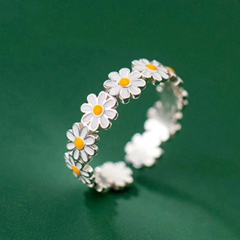 Vintage Daisy Flower Rings For Women Style Adjustable Opening Finger Ring Bride Wedding Engagement Statement Jewelry