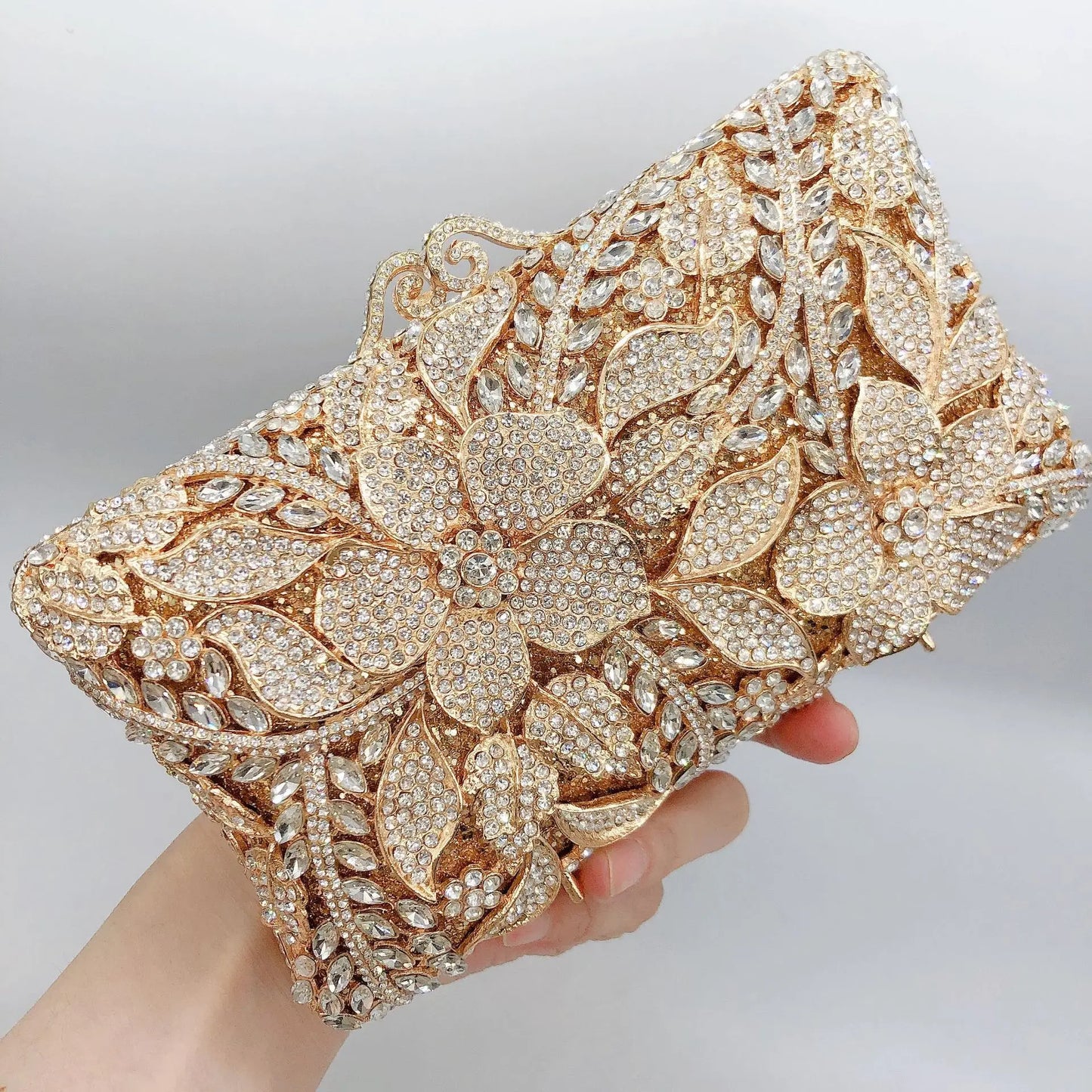 Women XIYUAN Evening Bags Gold/Silver Chain Shoulder Bags Handbags Stones Day Clutches Diamonds Metal Ladies Clutch Handbags