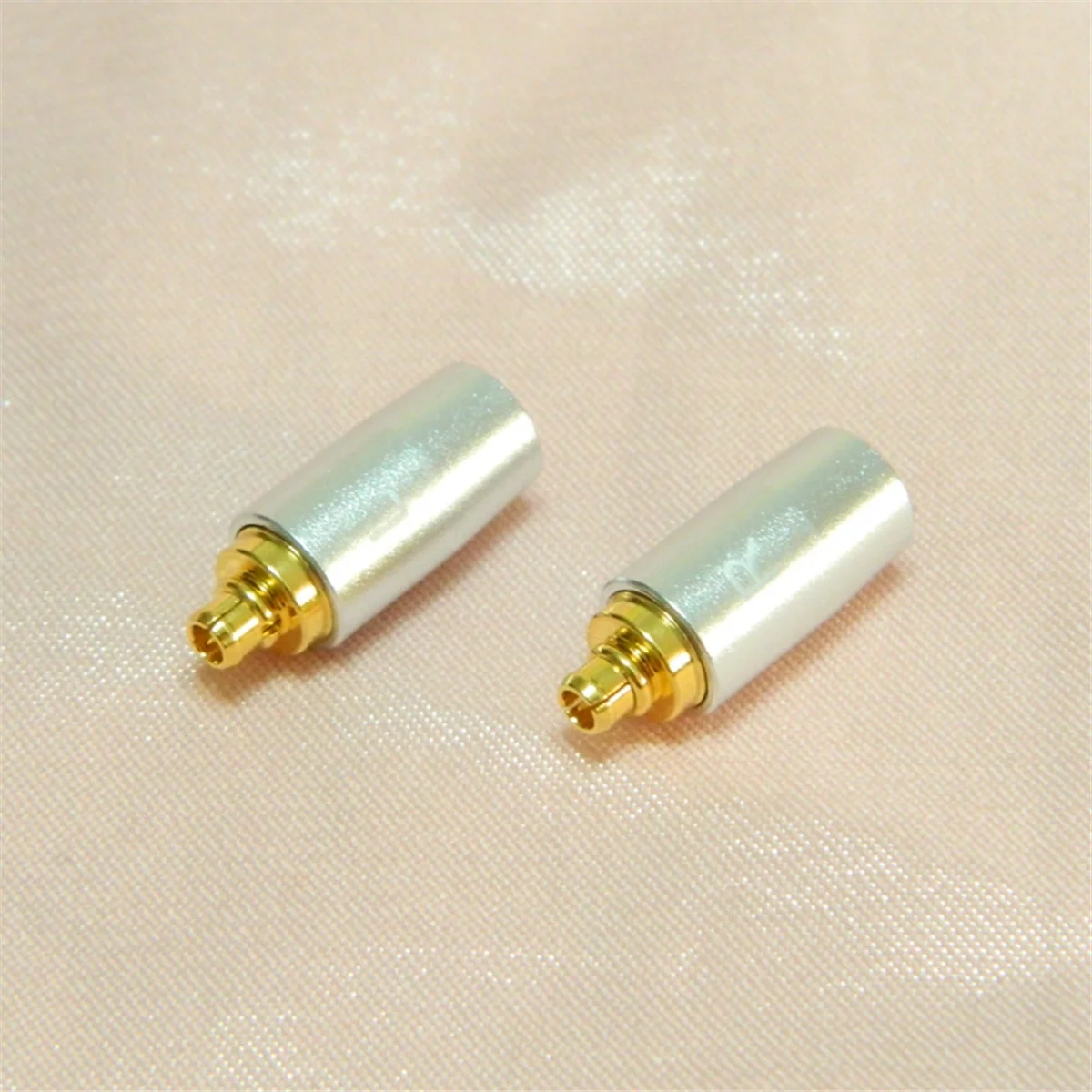 1Pair Earphone Pin Plug Earphone Jack Adapter for Sennheiser IE300 IE900 for Audio Technica N5005 Headphone Plug Silver