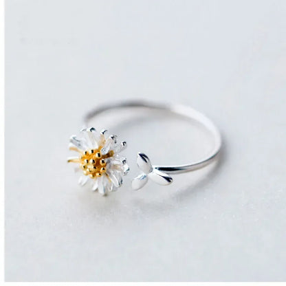 Vintage Daisy Flower Rings For Women Style Adjustable Opening Finger Ring Bride Wedding Engagement Statement Jewelry