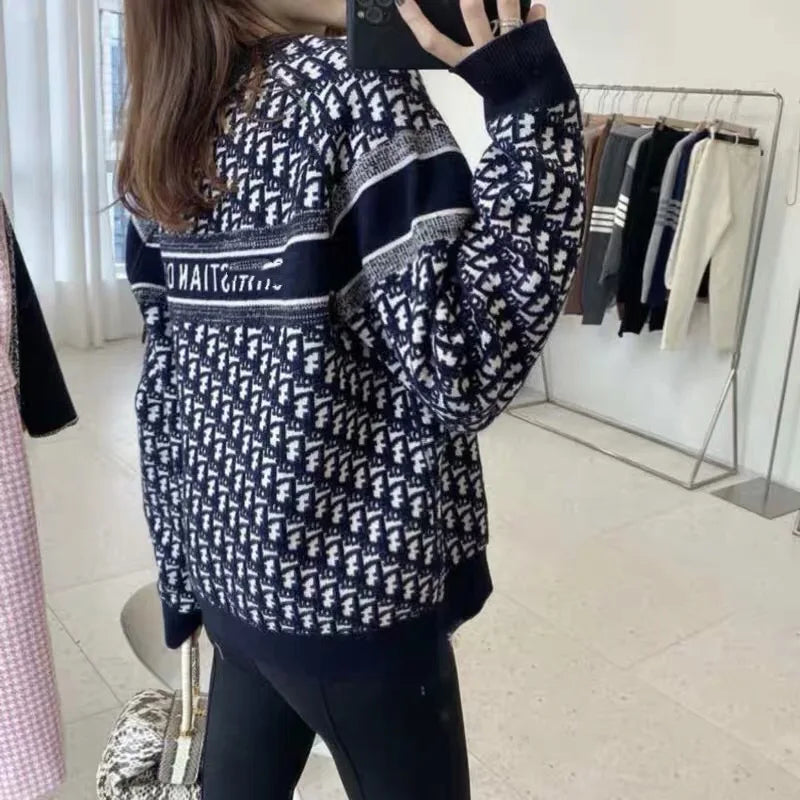 Women Clothing Letter Vintage Jacquard Sweater Winter Loose Vintage O-neck Knitted Jumper Autumn Winter Warm Casual Fashion Tops