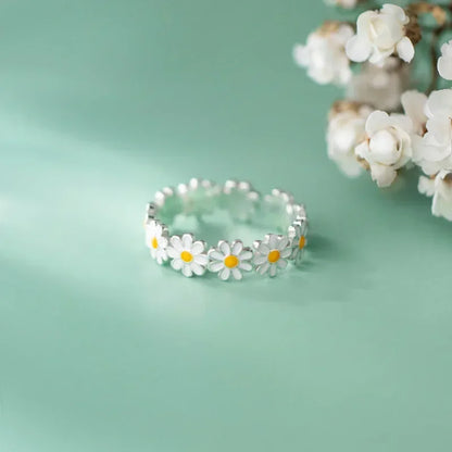 Vintage Daisy Flower Rings For Women Style Adjustable Opening Finger Ring Bride Wedding Engagement Statement Jewelry