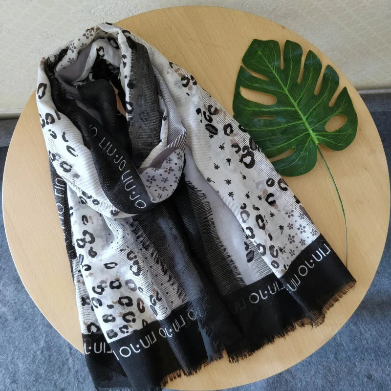 Foreign trade original single Italian liujo autumn and winter new thick letter thick scarf shawl dual use