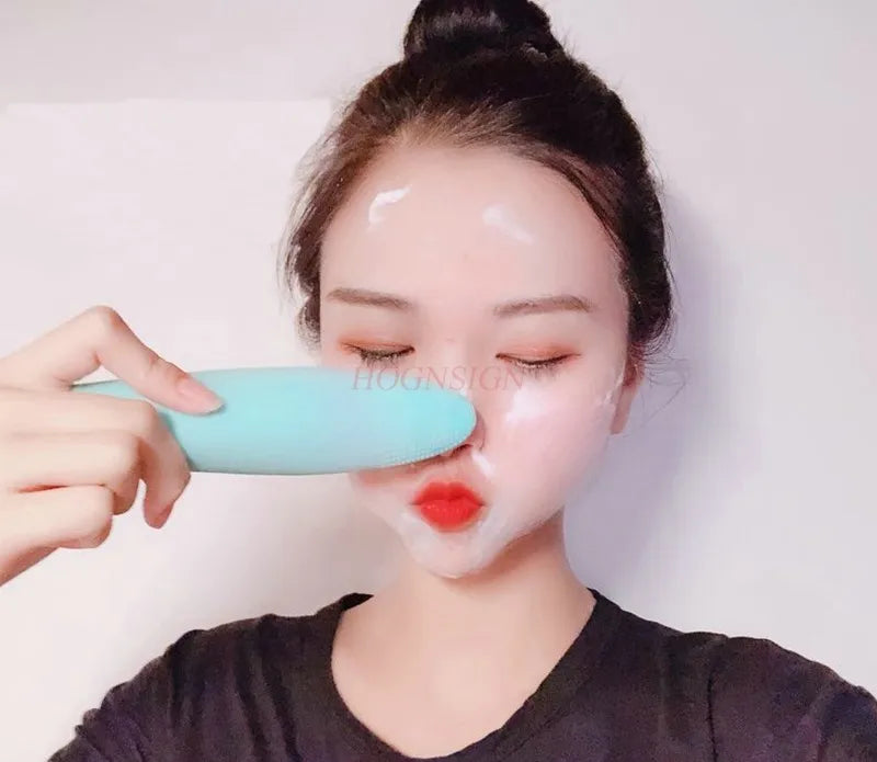 Facial cleanser, pore cleaner, silicone facial cleanser, facial beauty device